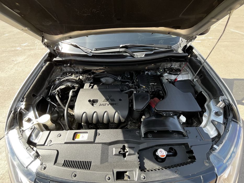 Продаж Mitsubishi Outlander 3 | 2018 | 2.4L