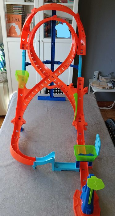 Vários sets Hot Wheels
