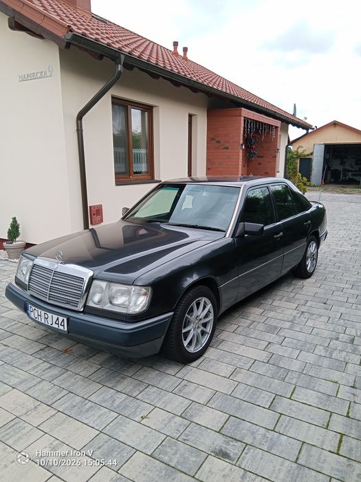 Mercedes-Benz W124