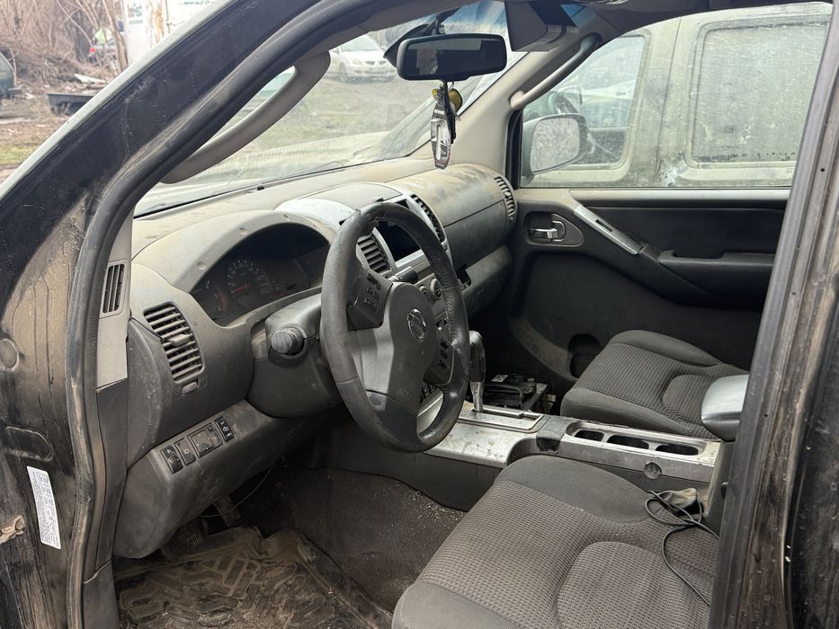 Разборка шрот запчастини Nissan navara D40 pathfinder R51 Навара Д40