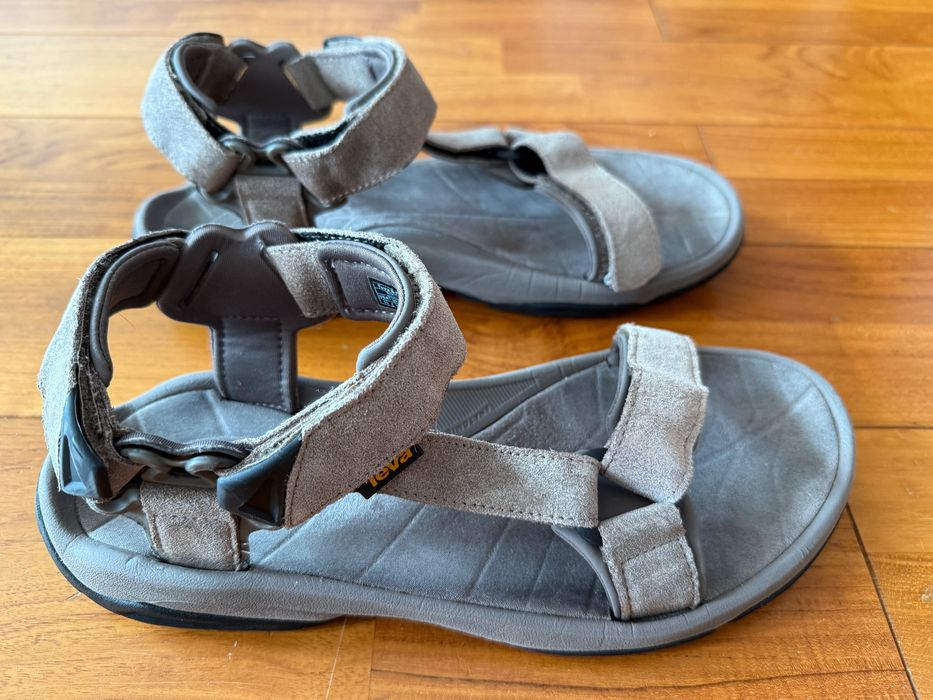 Sandały Teva, zamszowe, r. 44,5