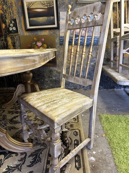 Mesa de Jantar Vintage + 4 cadeiras