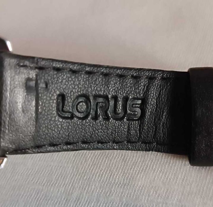 100% NOVO - Relógio Lorus Chronograph 100m (grupo Seiko)