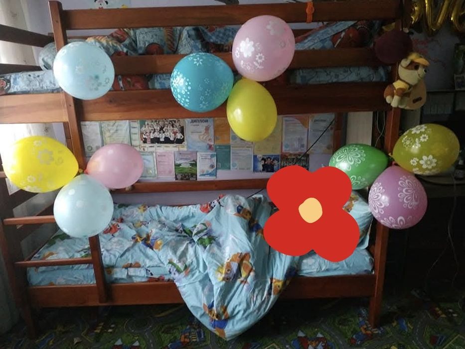 Продам двоярусне ліжко