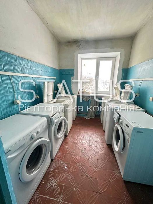 код 16267 Кімнатна в гуртожитку, цегляний будинок