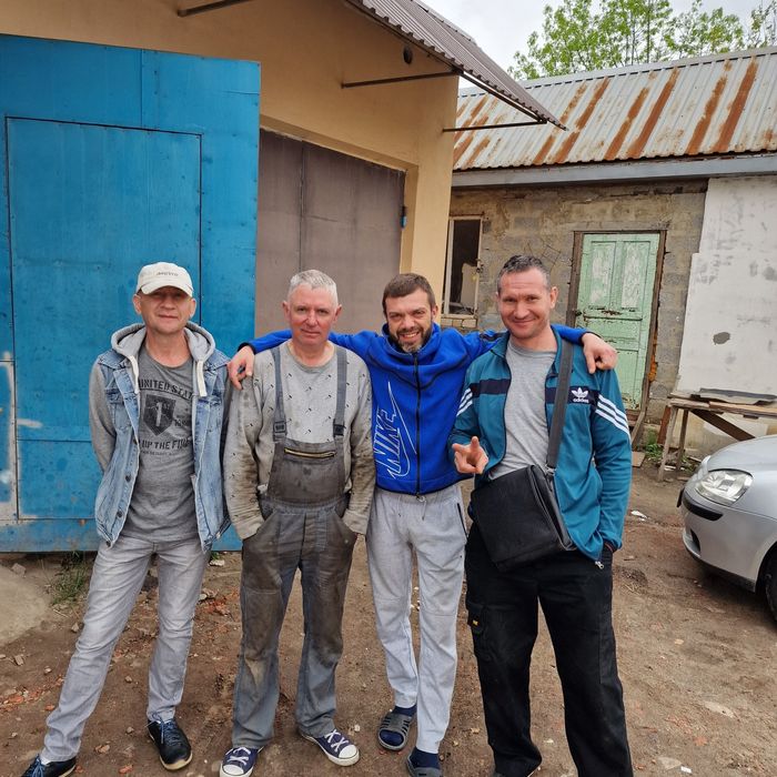 Помощь людям в зависимости