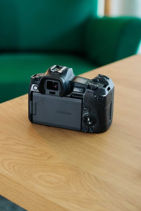 CORPO Canon EOS R | Full Frame | 30,3 MP