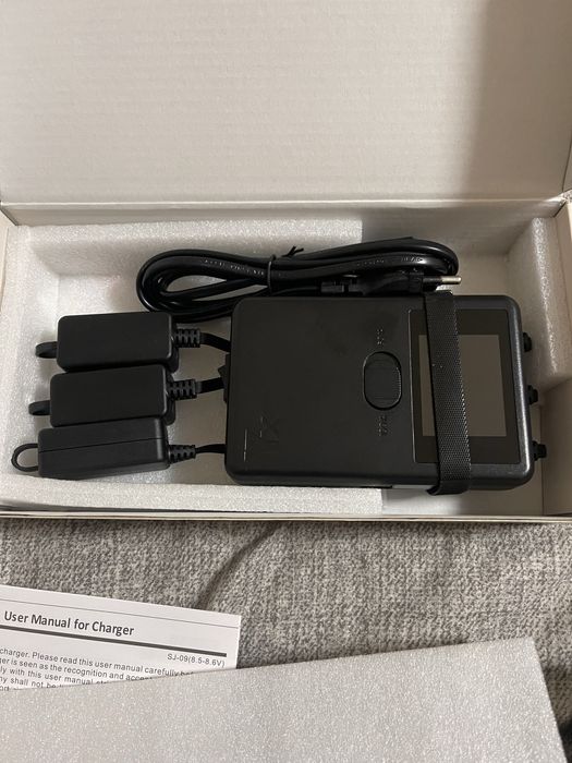 Зарядний пристрій 3-в-1 для DJI Mini 3 / Mini 4 Pro з LCD-дисплеєм