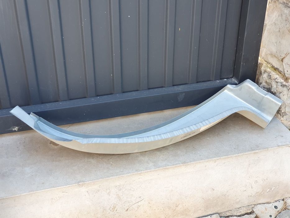 Arco da Roda Dianteira Esquerda Ford Transit 1991 a 2000