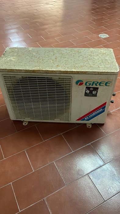 Ar condicionado usado.