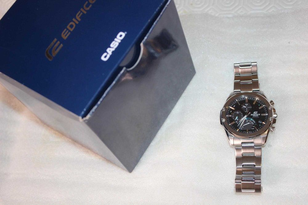 Relógio Casio EQB 1000 com Bluetooth + APP + pulseiras extra