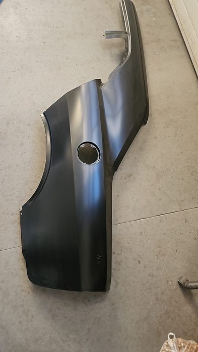 Tylny błotnik Dodge Challenger