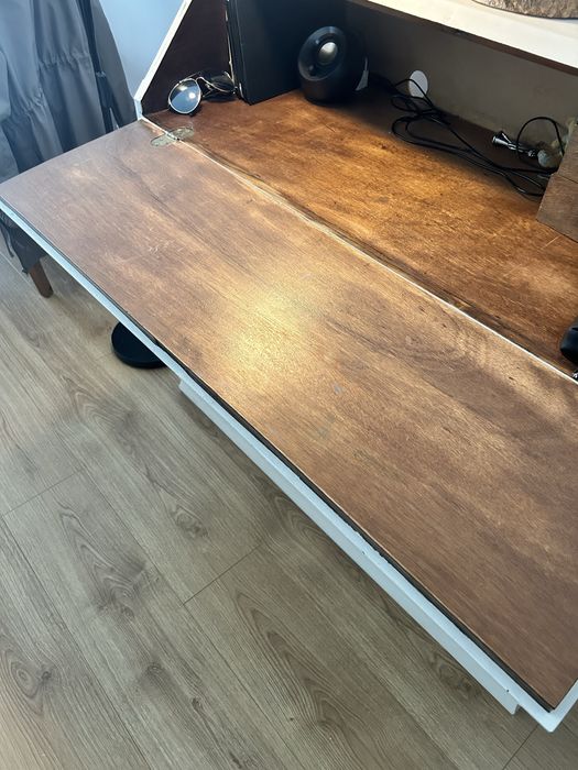 Secretária/ comoda restaurada