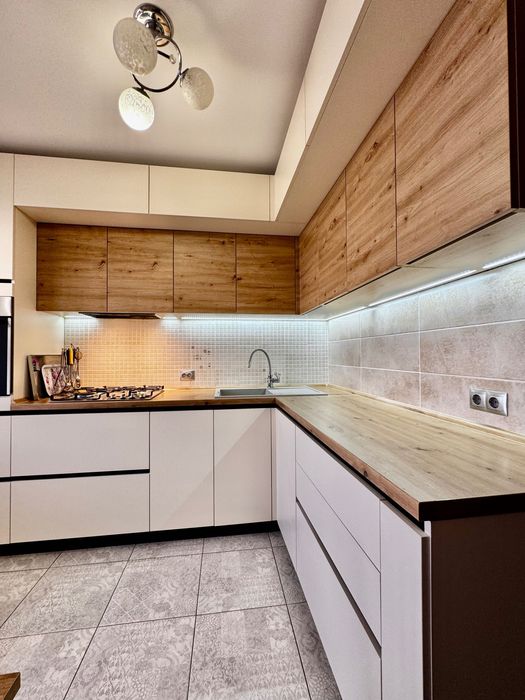 Красива 4-кімнатна з РЕМОНТОМ! Гарне планування! Найкращий район! A11