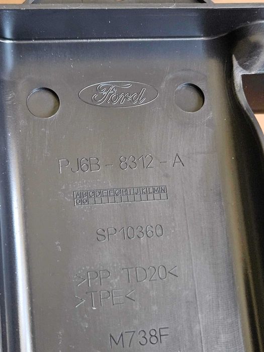 Ford Escape 2024 Повітропровід / Воздуховод / Дефлектор Верхній Нижній