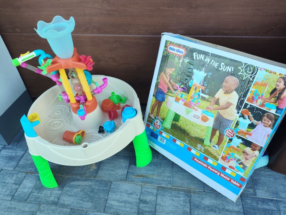 Stolik wodny little tikes
