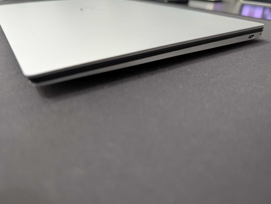 Dell XPS 13 9310 – i7-1185G7 · 16 GB · 512 GB