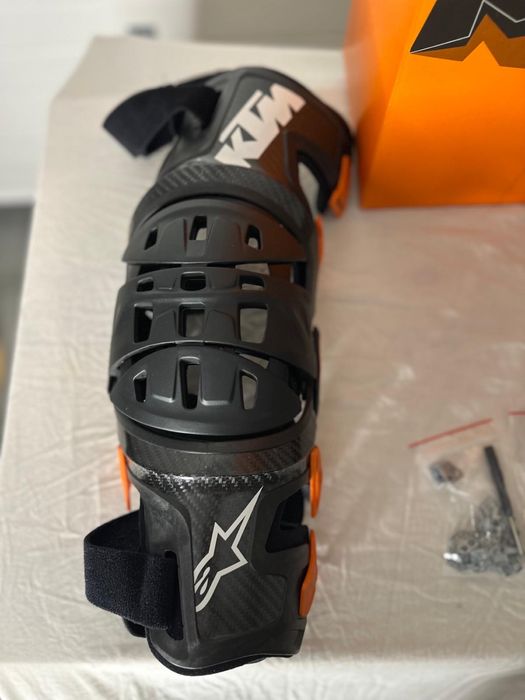Joalheiras KTM Bionic Carbon 10 KNEE BRACE L