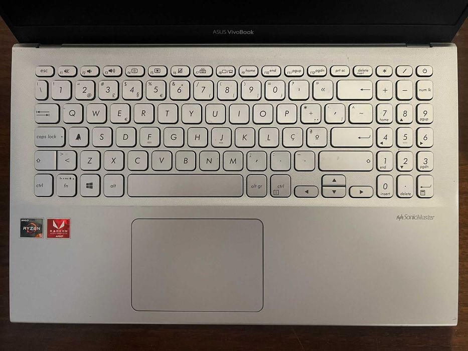 Computador Portátil ASUS VivoBook (Características na descrição)