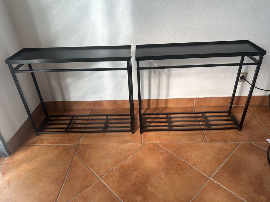 Mesa de apoio (material em ferro)