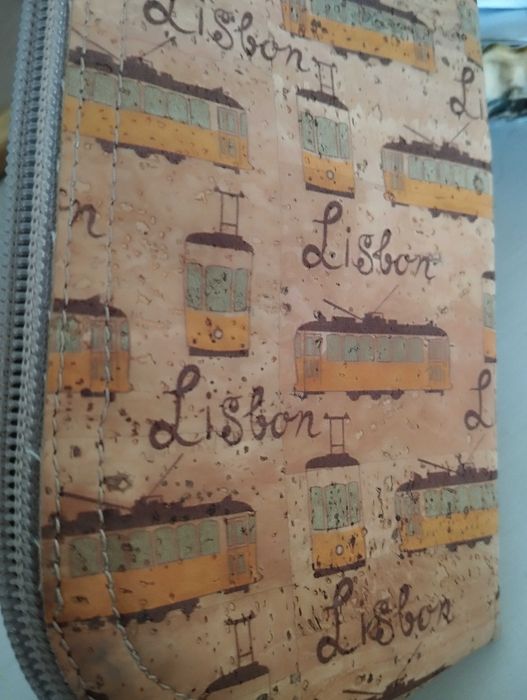 Cortiça bolsa e caixa óculos novas