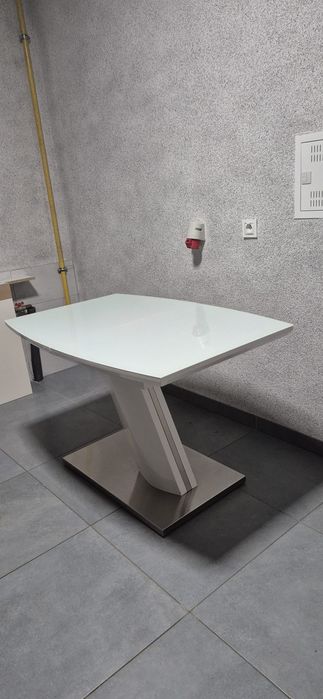 Stół rozkładany stan bardzo dobry