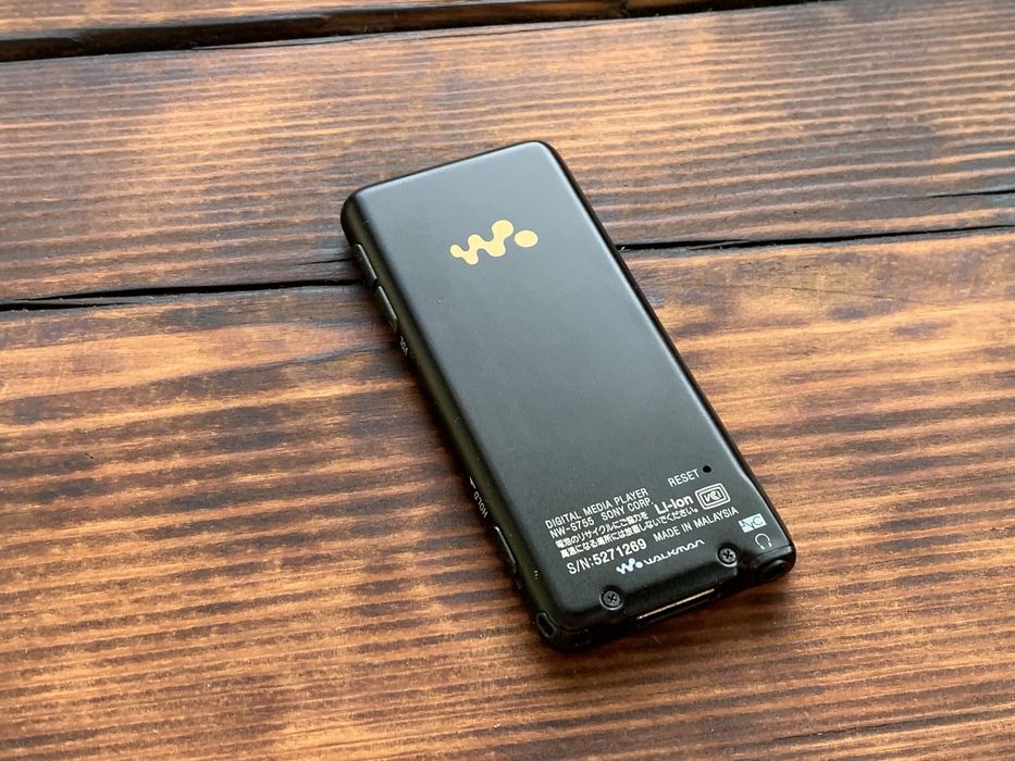 Sony Walkman NW-S755