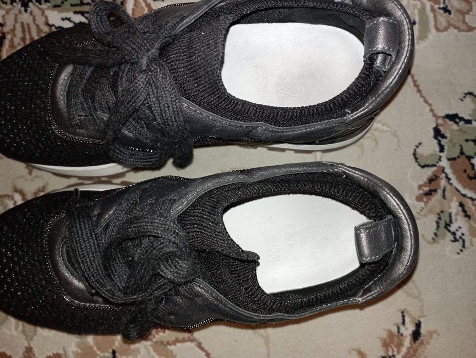 Летние кроссовки