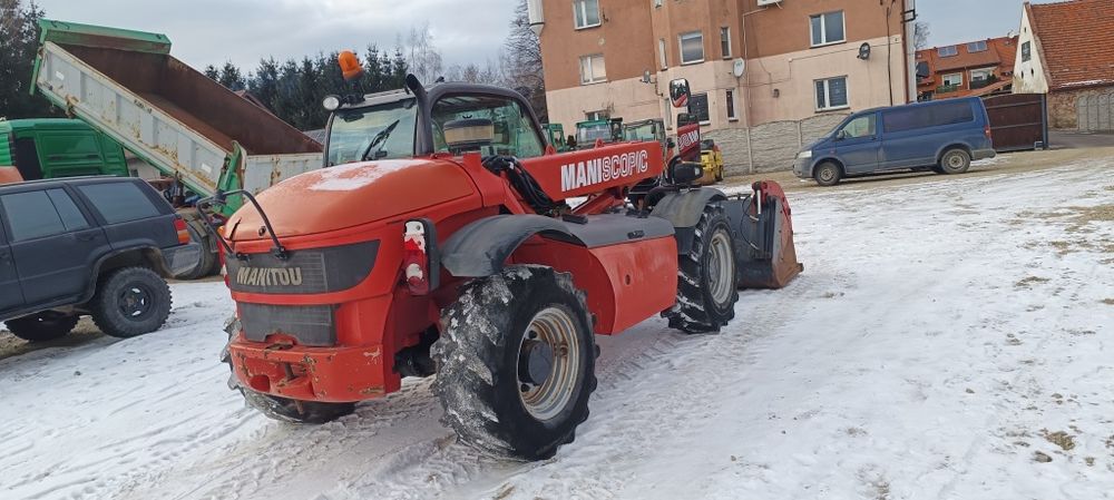 Ładowarka teleskopowa Manitou 627 mała niska nowy model JCB merlo cat