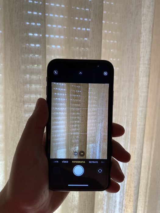 Iphone 11 em muito bom estado