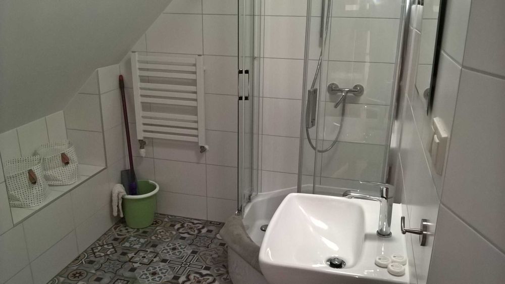 Wakacje  ,pokoje i domki   nad morzem Dębki  Mirek ul Morska 4