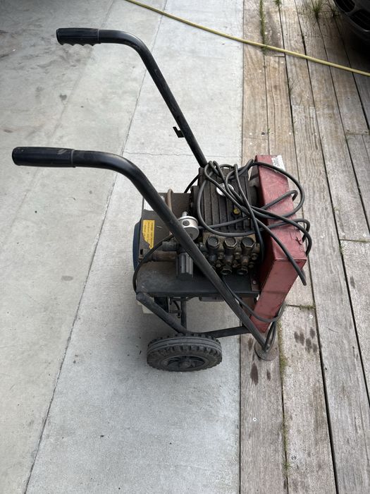 Myjka cisnieniowa  380v -Uszkodzona-