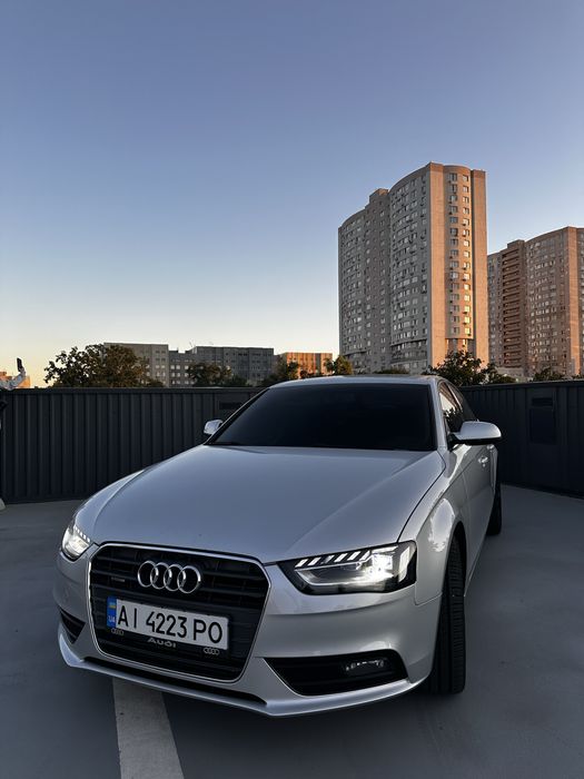 Продам власний автомобіль Audi a4 b8