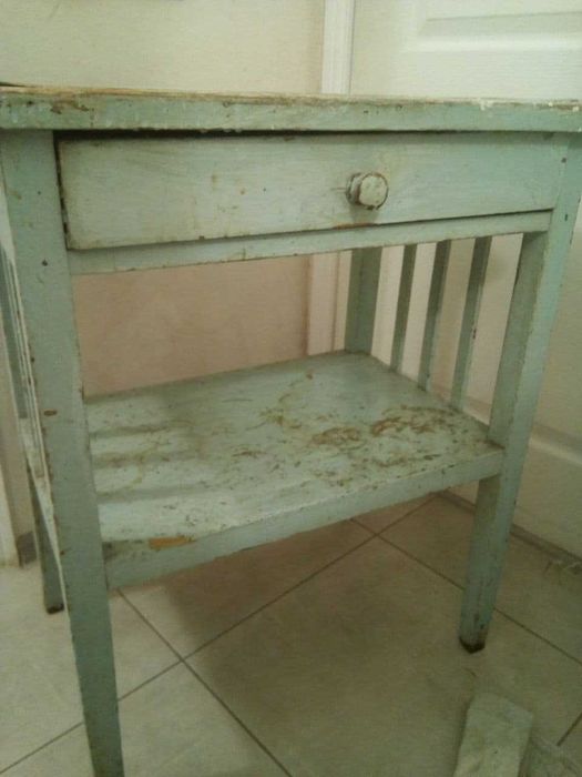 продам мебель стол    винтаж ретро столик