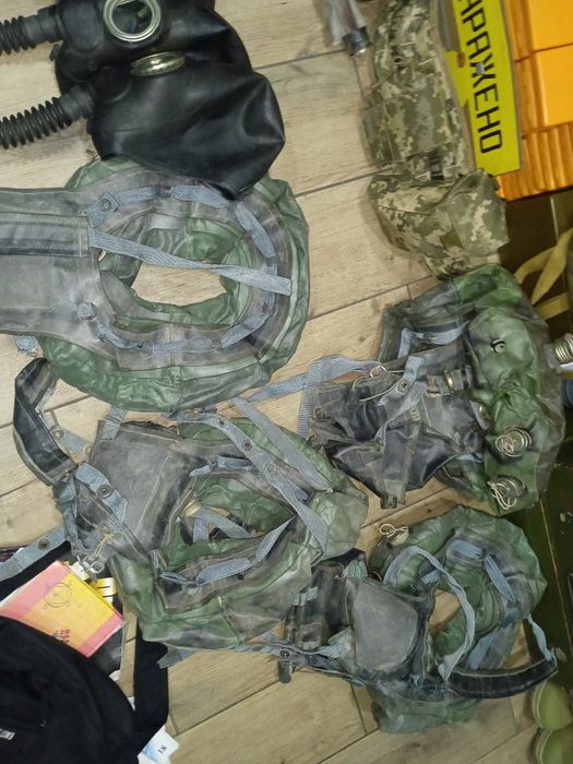 Противогаз ип-5 распипатари аптечки книги ГО