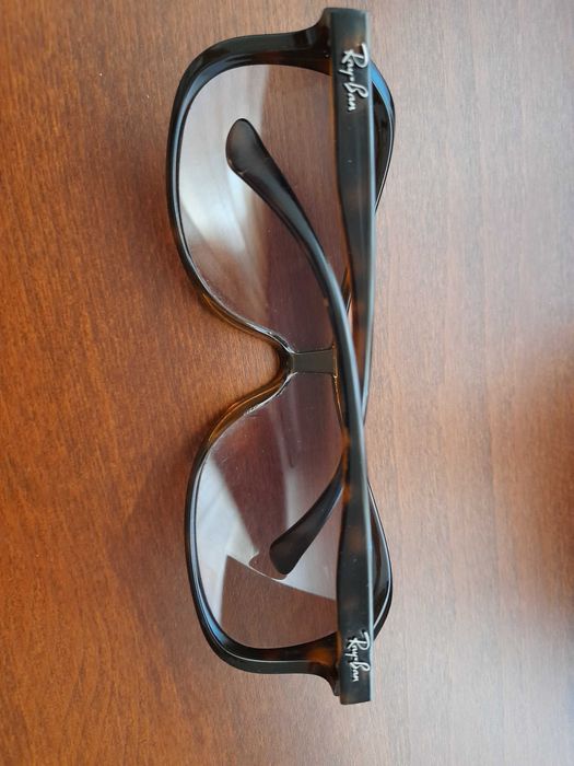 Oculos de sol rayban castanhos