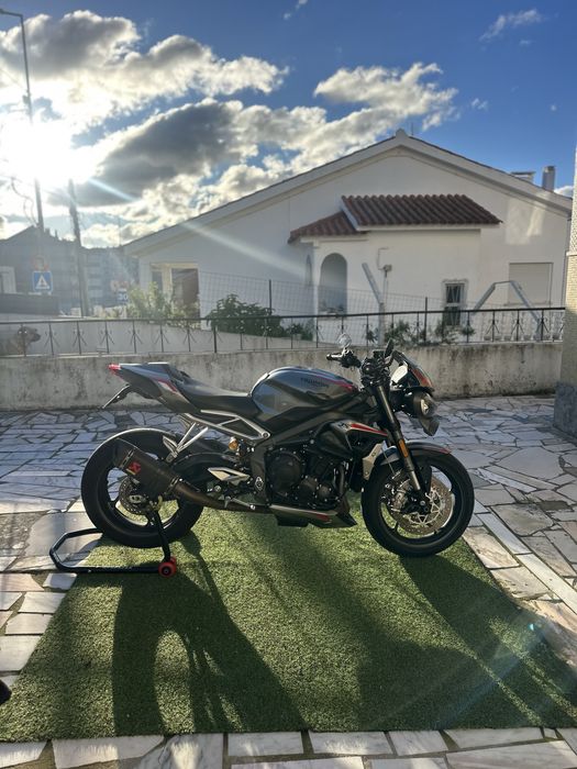 Triumph street triple 765 rs
