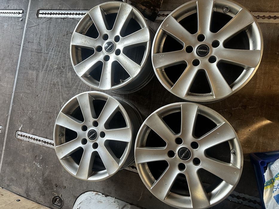 Диски borbet. R17. 5x120 et 35 8J.  Dia 72.6