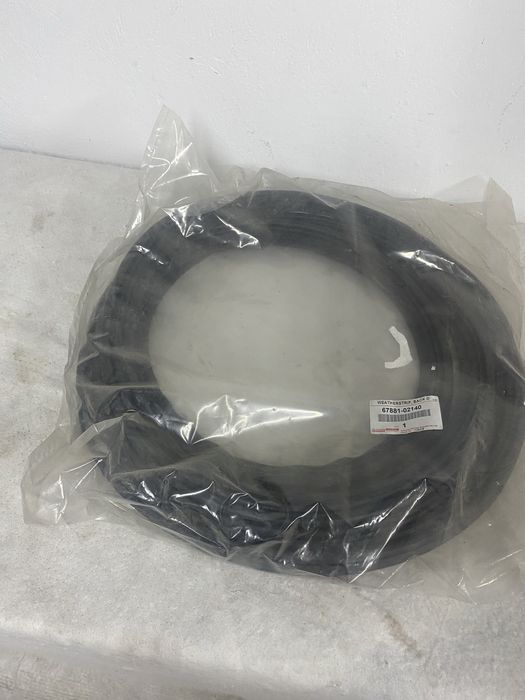 Uszczelka klapy tyl toyota corolla kombi 2019 - e21  67881-02140