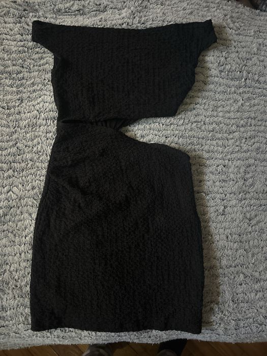 Vestido preto nunca usado da Bershka.