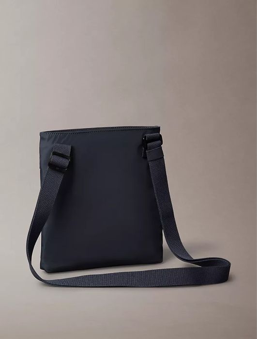 Розпродаж ! Сумка Calvin Klein Sport Essentials Flatpack