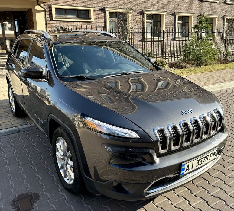 Jeep cherokee 3.2, 2017 року