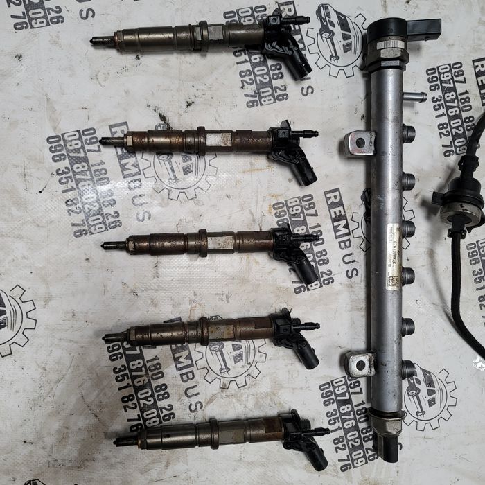 Форсунка VW Crafter 2.5 TDI трубка обратка Крафтер