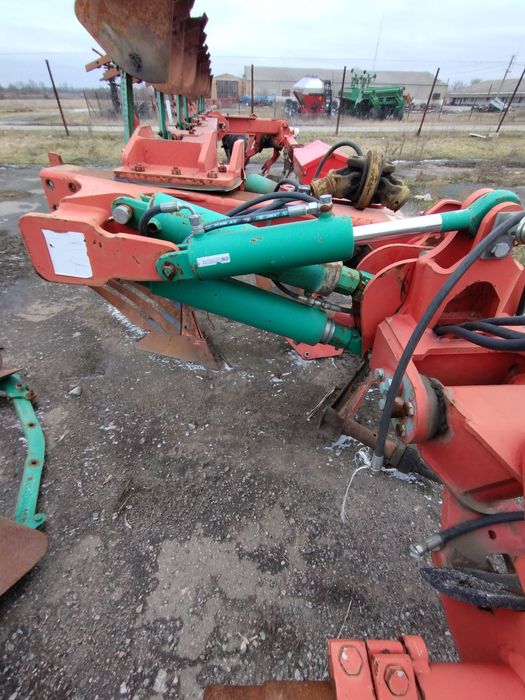 Плуг оборотний Kverneland Rn 100 7+1 2019 рік