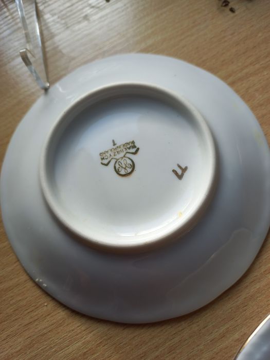 Zestaw trzech podstawek,talerzyków porcelana Wałbrzych PRL