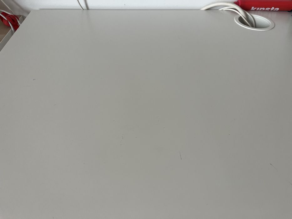 Secretaria Micke IKEA