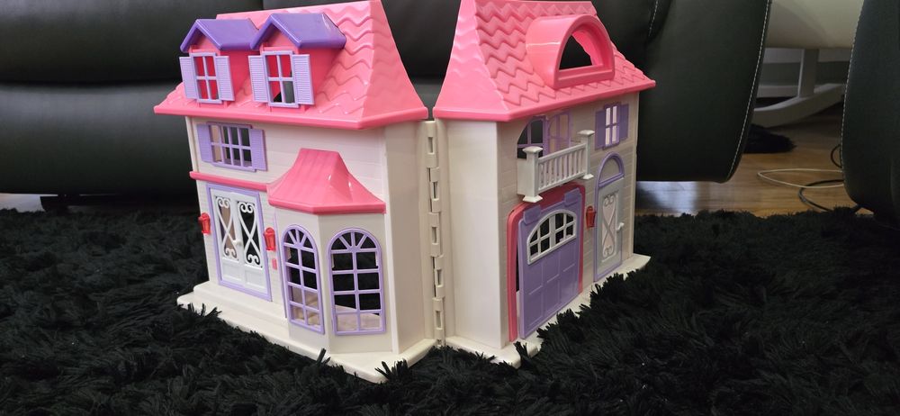 Casinha de bonecas