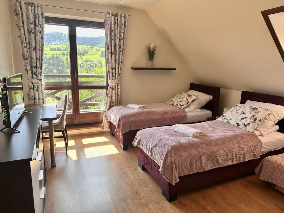 DOM na uboczu 10+ osób. BASEN. SAUNA. Pieniny. Wakacje. Domek w górach