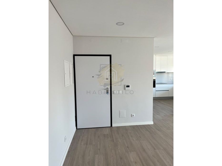 Apartamento T2 Em brejos de Azeitão com varanda