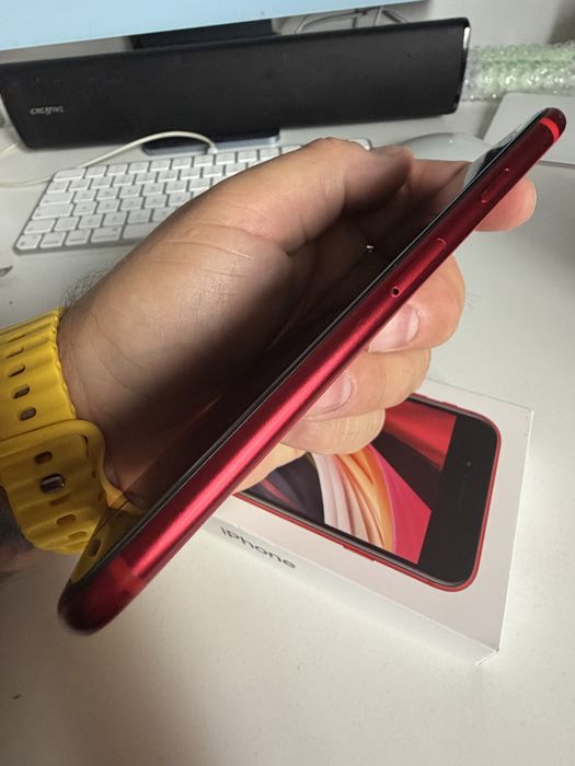 Jak Nowy iPhone SE 2020 64gbRed Oryg Bateria od nowosci 30 cykli